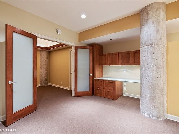 4th image of 680 N Lake Shore Dr APT 1218B