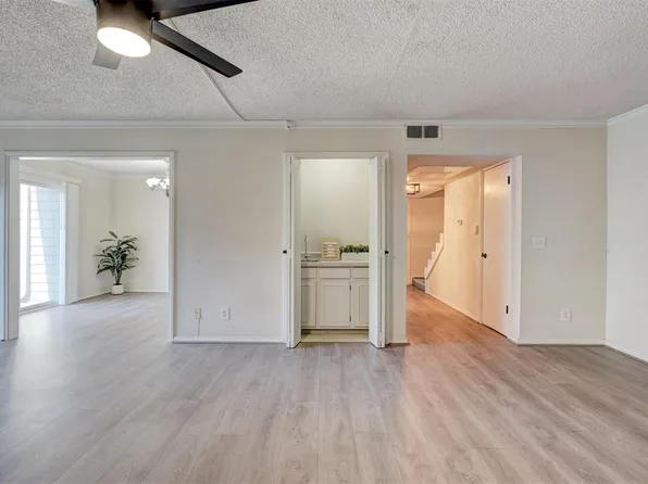 6000 N Pennsylvania Ave #61-215B, Oklahoma City, OK 73112