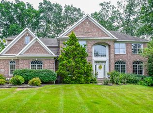 6764 Scarborough Rd NW, Canton, OH 44718