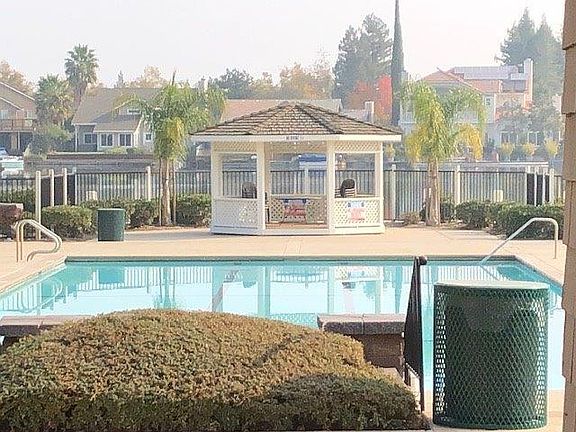 5th image of 9529 Laguna Lake Way