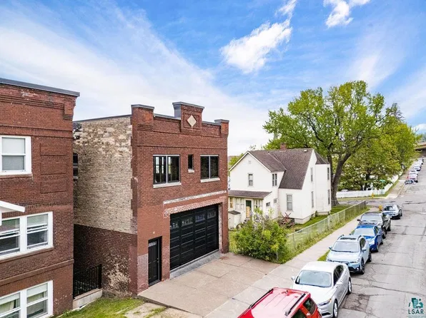 24 W 5th St, Duluth, MN 55806