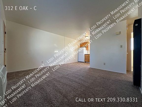 2nd image of 312 E Oak St APT C