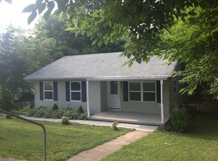 657 W Outer Dr, Oak Ridge, TN 37830