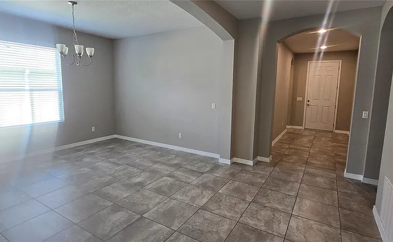7564 Bishop Square Dr — Photo 13