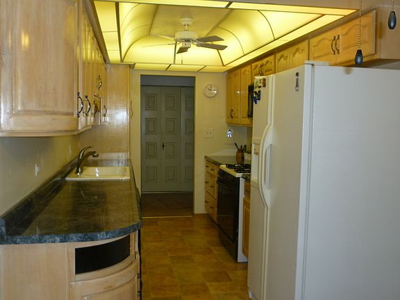4th image of 3350 Carriage Way Dr #106