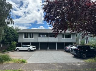 2132 SE Salmon St APT 4, Portland, OR 97214