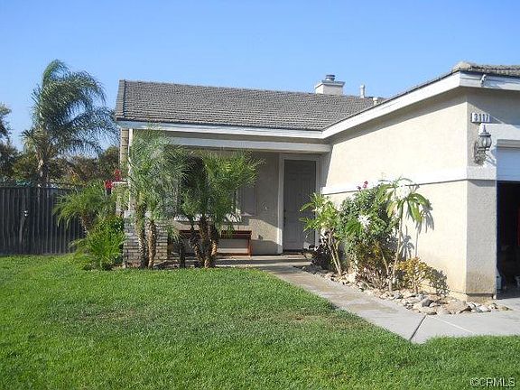 3rd image of 3117 Thoroughbred St