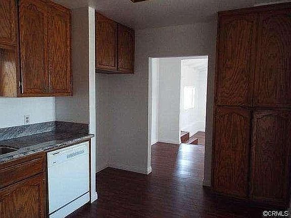 3rd image of 4065 Hillside Ave