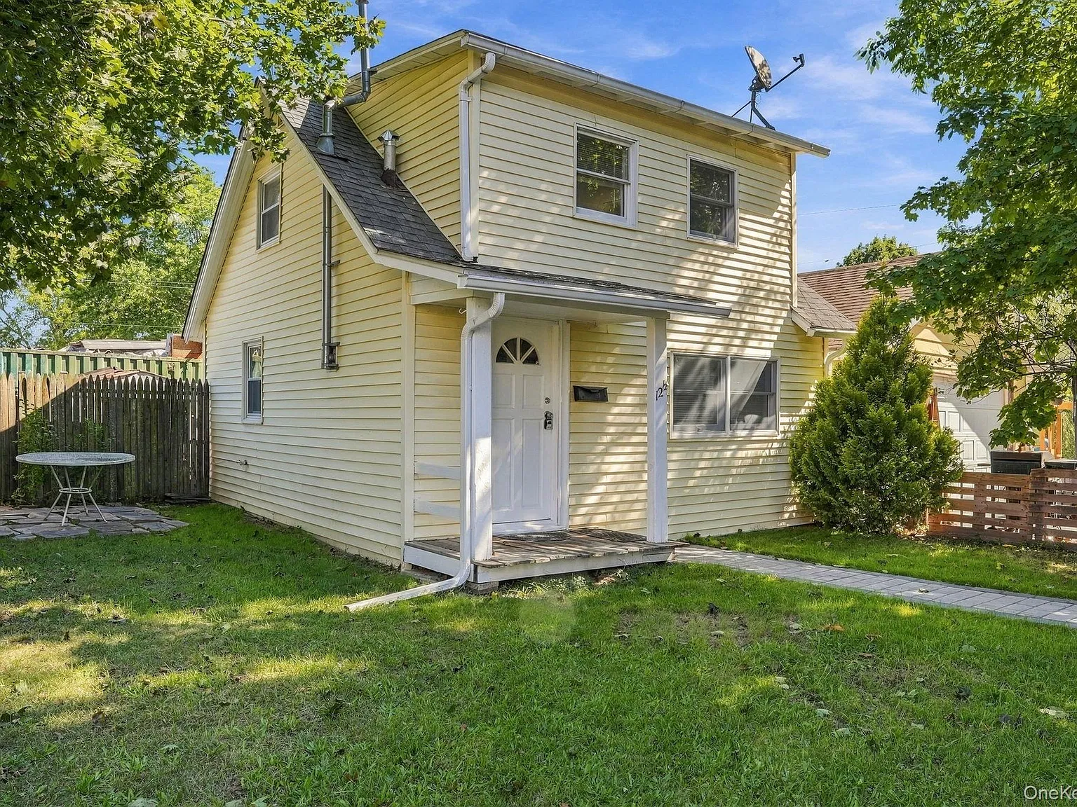 1 bed, 1.0 bath, 700 sqft, $1,300 — Photo 3