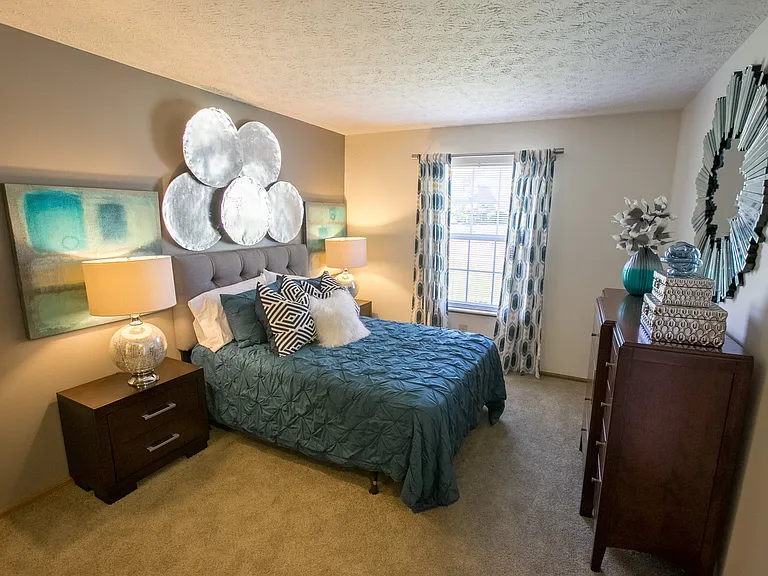 Sterling Park Apartments — Photo 16