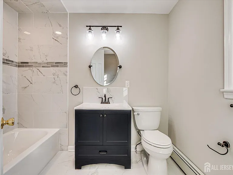 145 Somerset Ave — Photo 20