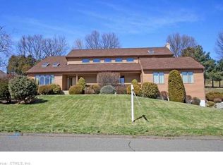45 Hidden Valley Dr, Rocky Hill, CT 06067