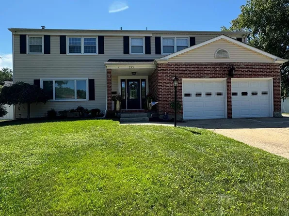 233 Mill Run Ct, Mount Laurel, NJ 08054