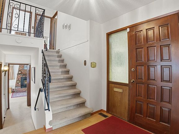 5th image of 474 Shannon Way