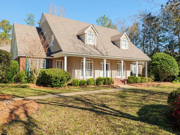 1006 Cherry Creek Dr, Valdosta, GA 31605