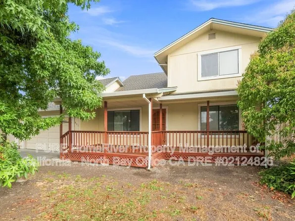 831 Lightwood Ct, Rohnert Park, CA 94928