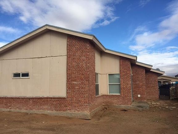 4th image of 14584 Desierto Bello Ave