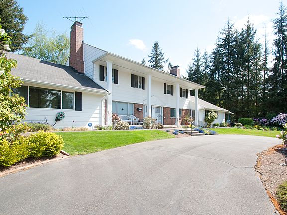 4th image of 4429 Grandview Dr W #12D