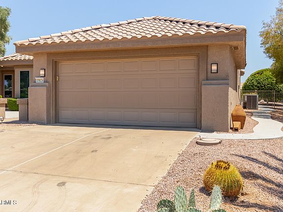 5th image of 15824 W SAGE Trail