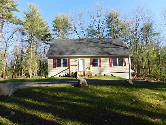 2nd image of 200 Cedar Dr