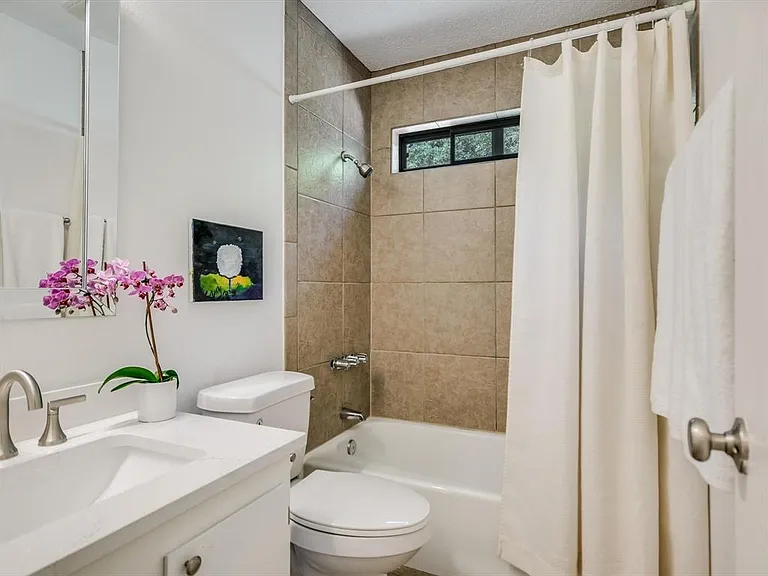 439 Sailmaster St #B — Photo 15