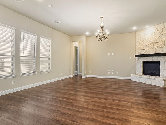 5th image of 3601 Honey Suckle Ln