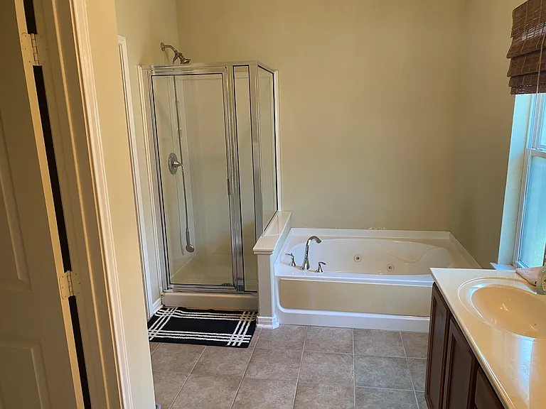 313 San Rafael Dr — Photo 6