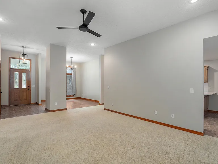 2624 W Lasalle St — Photo 9