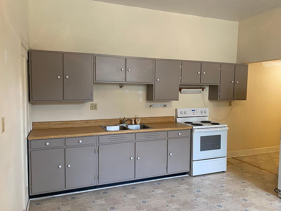 1st image of 175 Walton Ave #1