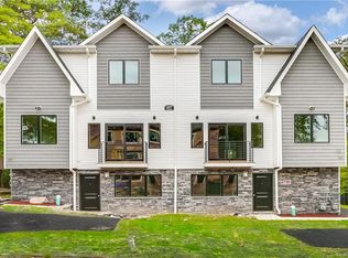 37 N Rigaud Rd #212, Spring Valley, NY 10977