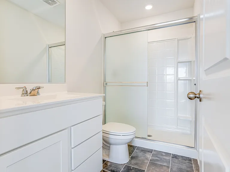 2131 Sassafras Way #D — Photo 6