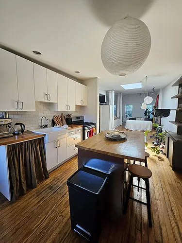 530 Court St #2 Photo 1