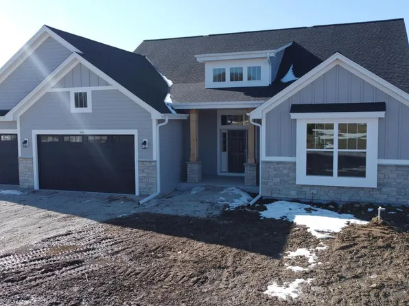 593 Wickland WAY, Colgate, WI 53017