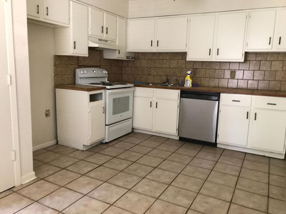 1st image of 1114 Aries Ct