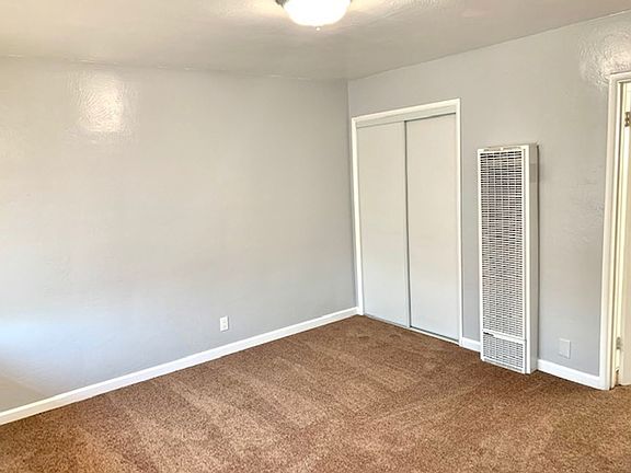 5th image of 6600 Bancroft Ave #3