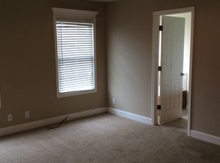 4709 Creek Crossing Dr, Saint Joseph, MO 64507