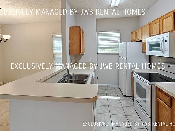 4th image of 1808 W 41st St
