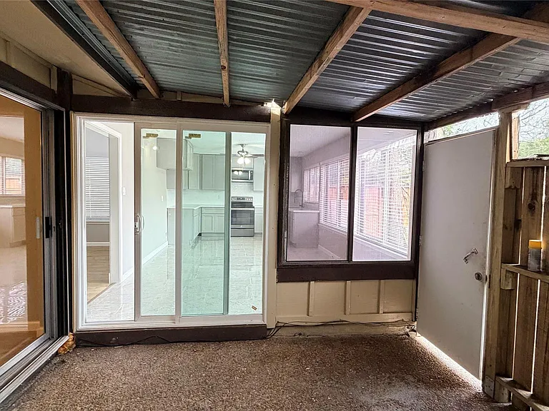 7202 S Dairy Ashford Rd — Photo 27
