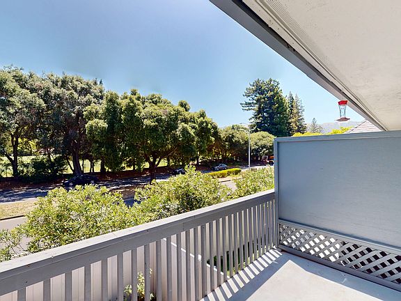 4th image of 980 Ignacio Blvd Unit 14