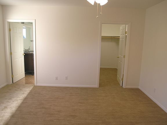 3rd image of 6427 Ben Ave