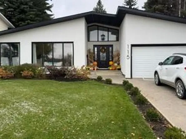 115 Whiteswan DRIVE, Saskatoon, SK S7K 4M5