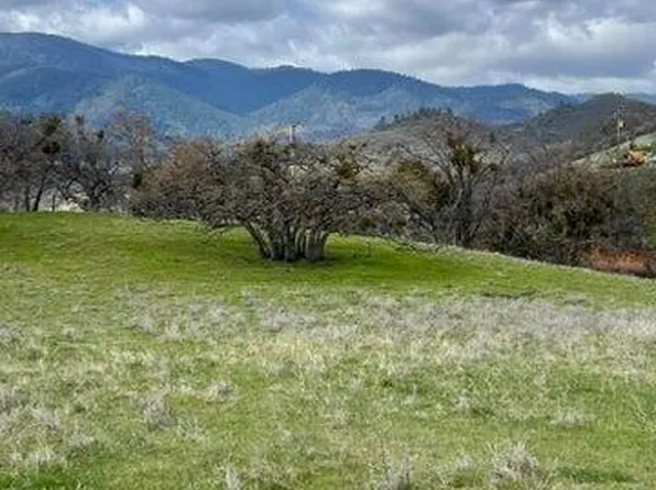 2345 Old Greensprings Hwy, Ashland, OR 97520