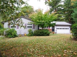 15 George St, Charlton, MA 01507