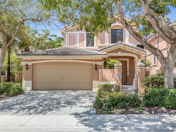2709 Center Court Dr #15
