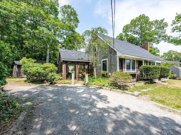 26 Adrena Avenue, Centerville, MA 02632