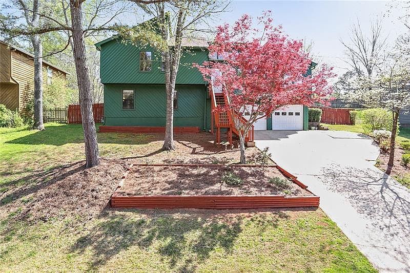 1st image of 2258 Ravenwood Trl