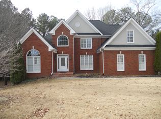 532 Victory Cir, Loganville, GA