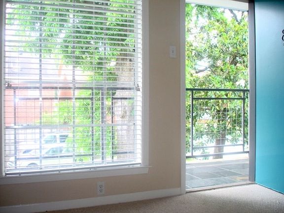3rd image of 2023 Huldy St APT 4