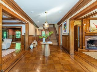324 Morris Ave, Mountain Lakes, NJ 07046