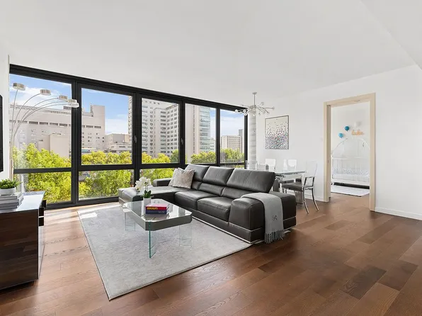 302 E 96th St #603, New York, NY 10128